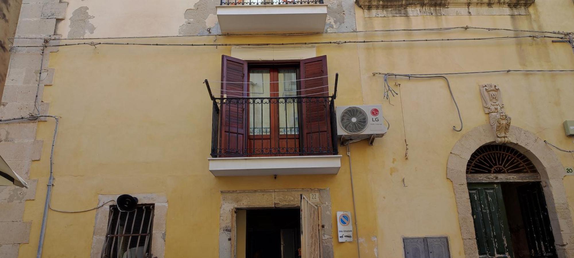 Santa Teresa House Daire Siraküza Dış mekan fotoğraf